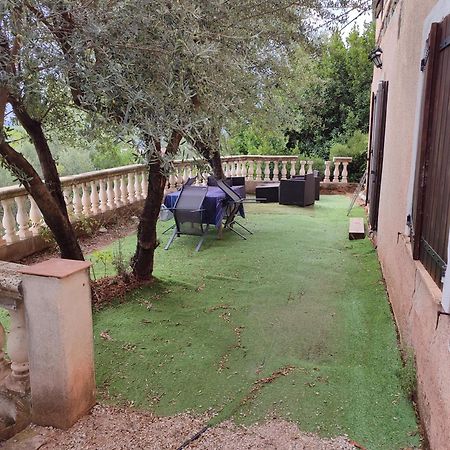 T2 En Rez De Chaussee De Villa A Cuers Dış mekan fotoğraf